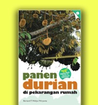 Image of Panen durian di pekarangan rumah